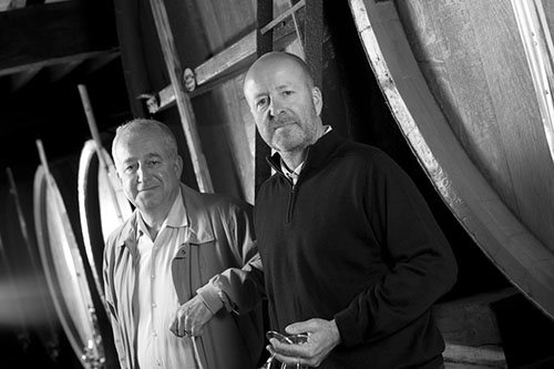 Billede af de to br�dre Jean-Herv� og Laurent Chiquet som driver Champagne Jacquesson i dag